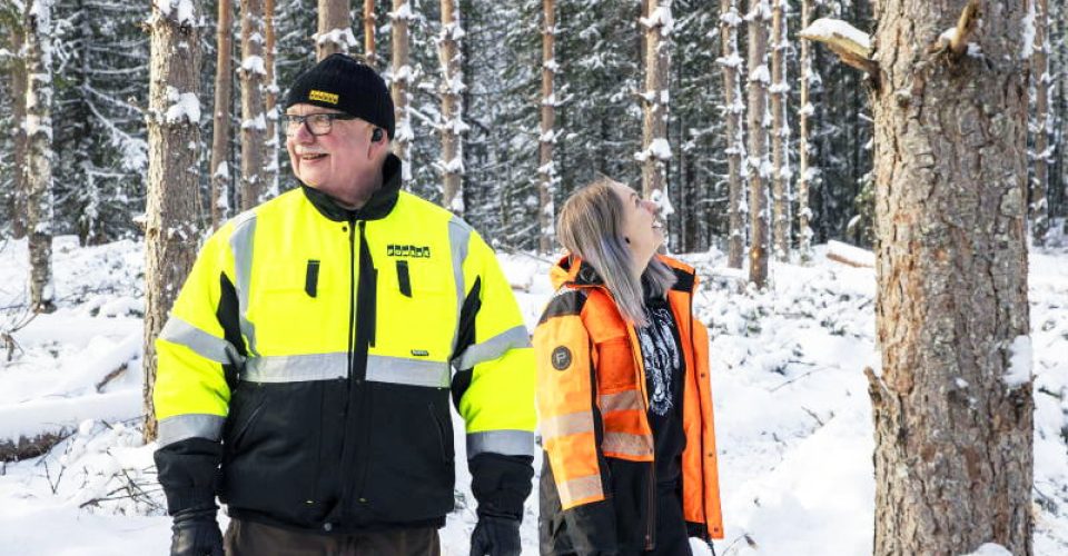 20210309 Ylöjärvi Kuru MAASEUDUN TULEVAISUUS Jaana Kankaanpää.
Laura Linkoneva opiskelee metsäalan perustutkintoa Tampereen seudun ammattiopistossa. Tredu. Hakkuukoneenkuljettaja.